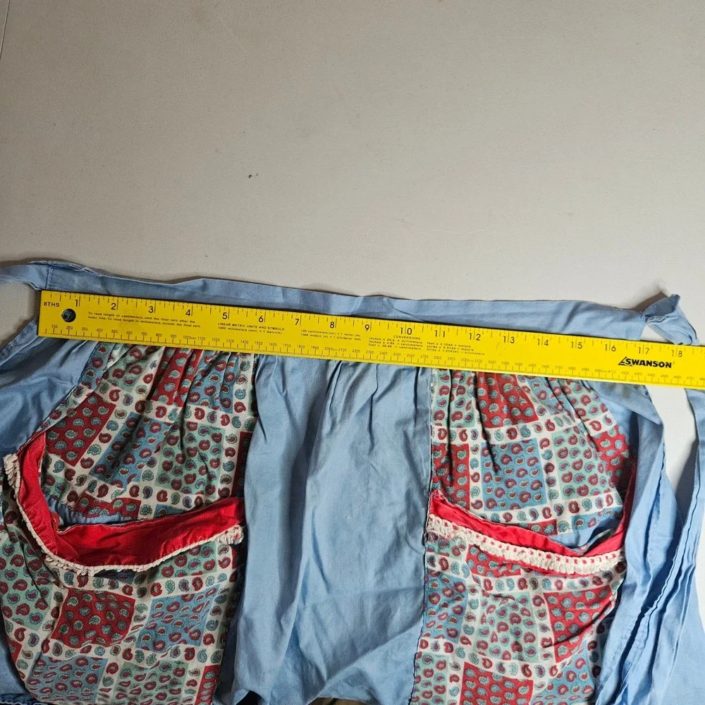 Vtg Handmade Half‎ Apron Blue Cotton Paisley Print Pockets Crochet Trim Retro